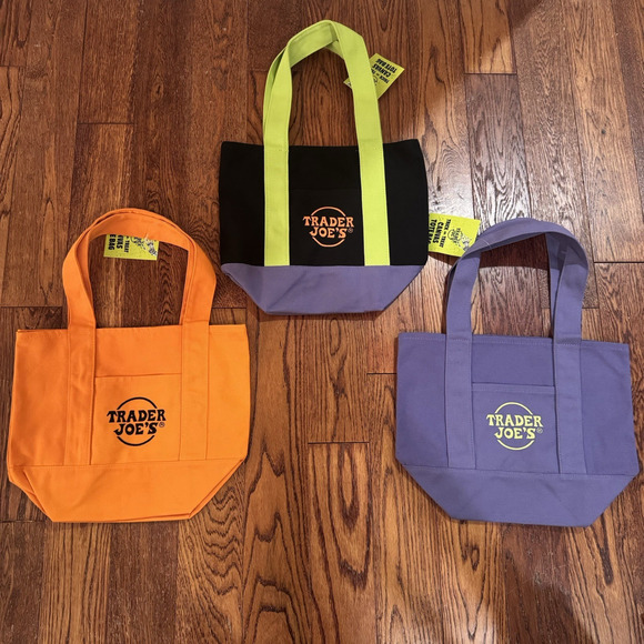 Trader Joe's Trick or Treat Canvas Tote Bag Halloween 3 Reusable Mini Bags New - Picture 2 of 13